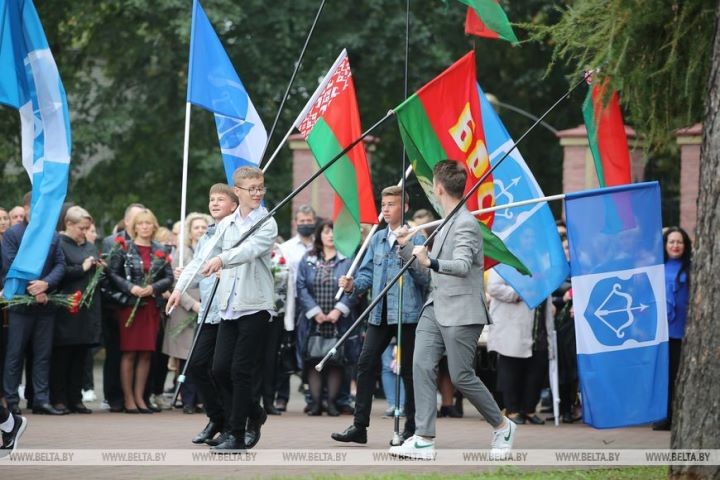 Мемориальную доску павшим за воссоединение Беларуси открыли в Бресте
