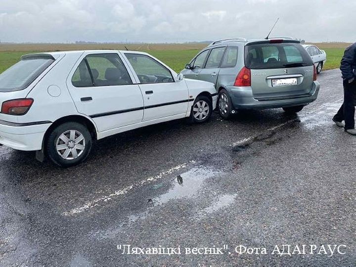 В Брестской области на дороге не разъехались «пежо»