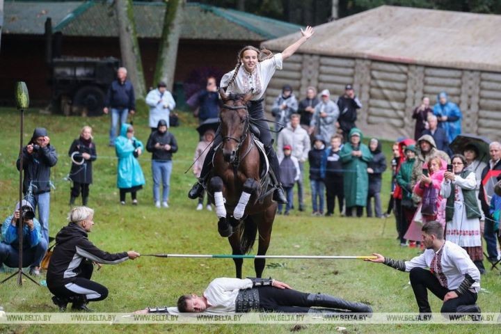 Работники лесного хозяйства отметили профессиональный праздник. Фоторепортаж из Беловежской пущи