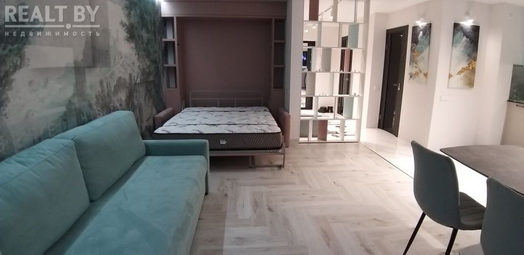 Нашли самую дорогую квартиру-студию в Бресте. Вот как она выглядит изнутри