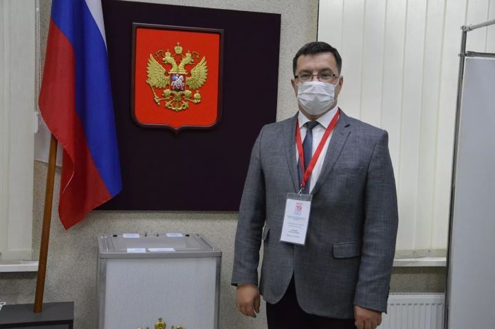 Более сотни избирателей в день: как голосуют на выборах в Госдуму в Бресте