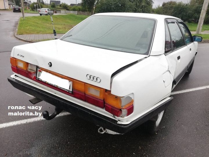 Авария в Малорите: «БМВ» столкнулся с «Ауди»