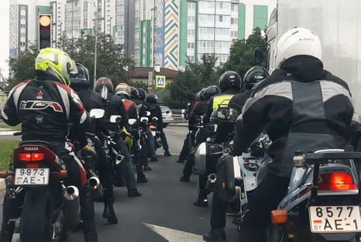 В День памяти погибших мотоциклистов брестские байкеры вспоминали погибших мотодрузей