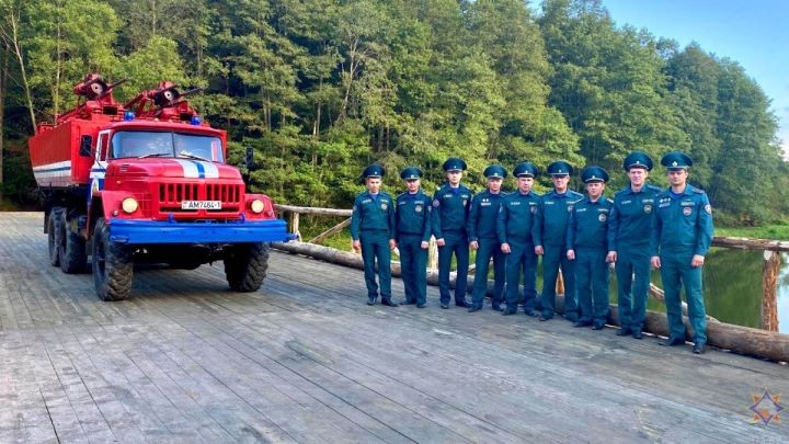 Пинские понтонщики соорудили мост для съёмок фильма