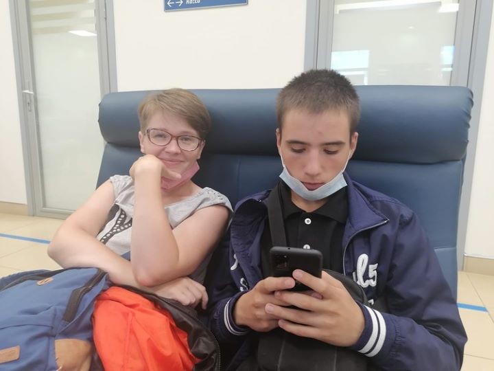 «С незнакомого номера пришло «Доброе утро!» — и я почувствовал, что это сын»: житель Кобрина полгода искал 17-летнего Лешу и нашел в Новосибирске