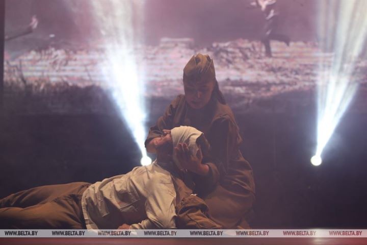 Головченко вручил коллективу МК «Брестская крепость-герой» орден Франциска Скорины