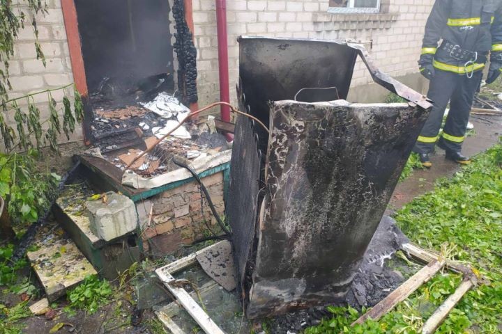 В Березе горел жилой дом