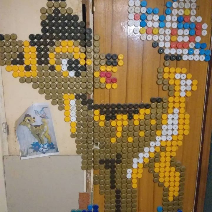 На Чебурашку ушло два года! Герои мультиков из крышечек «поселились» в Брестском районе