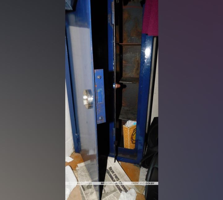 У жительницы Ивацевичей пропало более 17 000 долларов