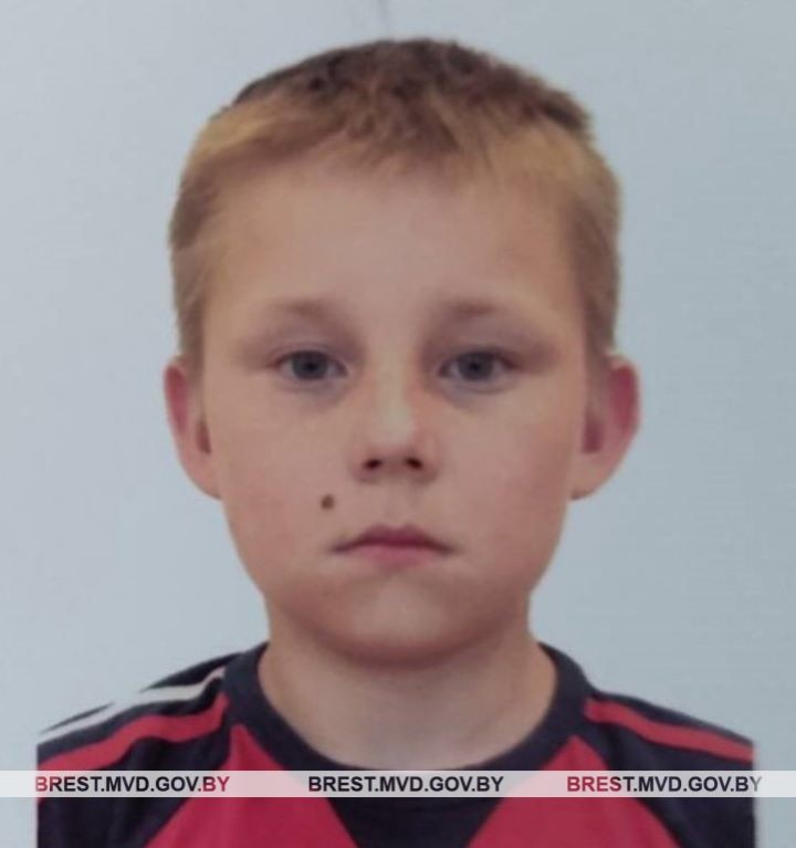 Пинским РОВД устанавливается местонахождение 14-летнего Дырмана Ярослава Александровича.