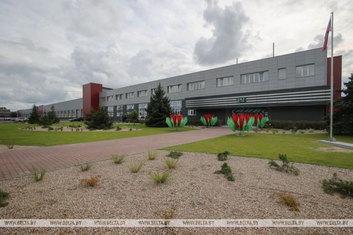 Инвестор на площадях брестского «Цветотрона» создал мебельное производство