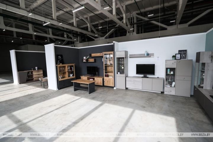 Инвестор на площадях брестского «Цветотрона» создал мебельное производство