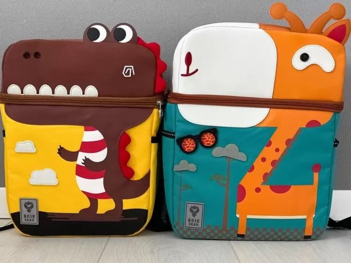 В Минске потратили 910 рублей на ребенка, в деревне – 730 на двоих: сравнили образы двух первоклассниц и хлопоты родителей перед 1 сентября