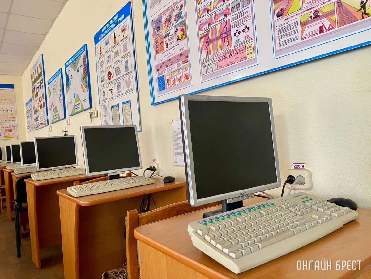 Автошкола «ДОСААФ» в Бресте