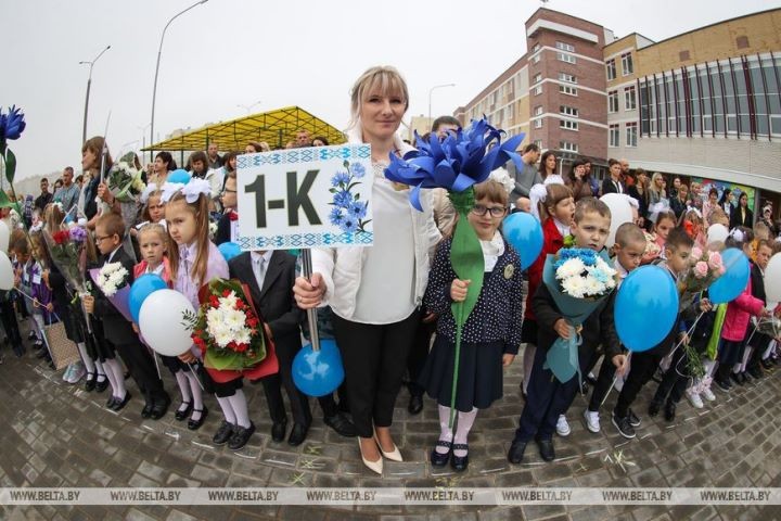 В Барановичах открыли самую большую школу в городе