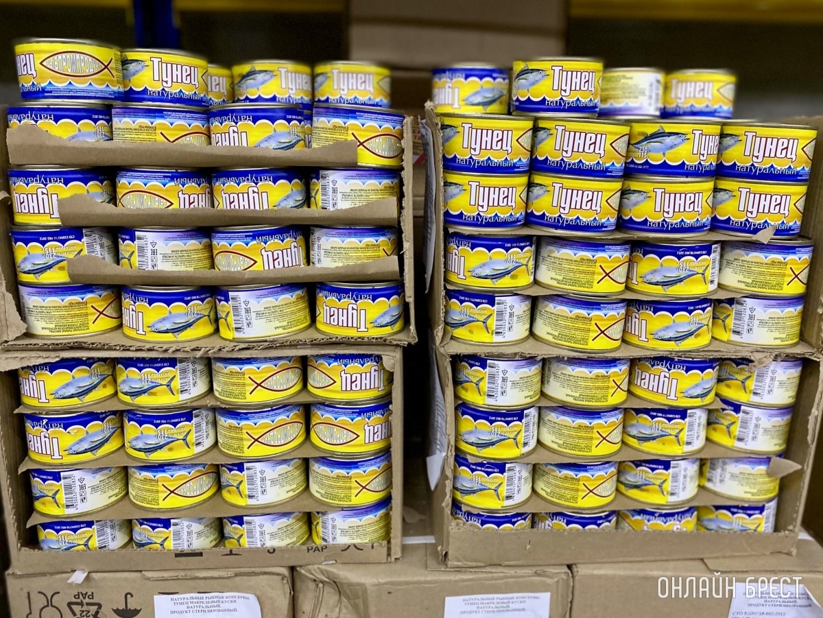 В дискаунтере «Светофор» на Приграничной, район Козлович в Бресте, большое пополнение товара по низким ценам: мясо, рыба, сладости, бакалея, хозтовары