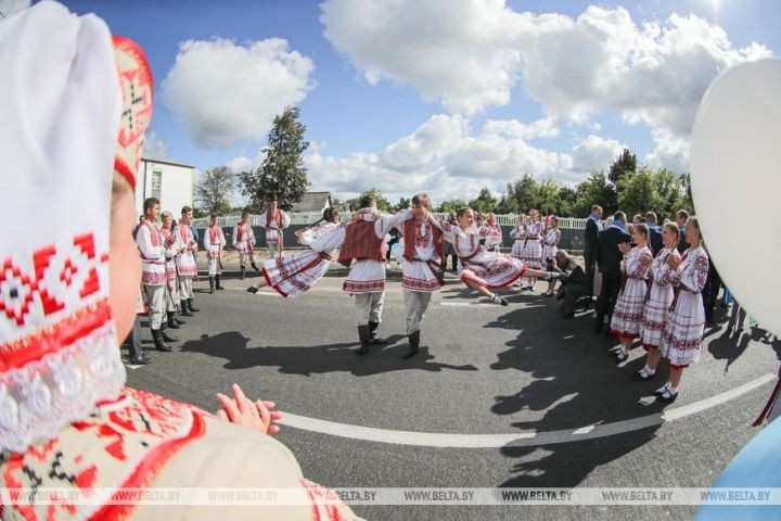 Каменецкий район победил в соревнованиях по уборке зерна в Брестской области