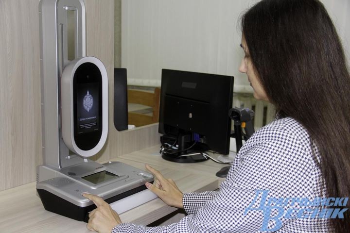 «Интересуются, но не все возвращаются». Как в Дрогичинском РОВД выдают биометрию