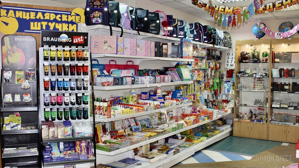 Интересная акция для покупателей магазинов «Канцелярские штучки» в Бресте: подарки взамен на наклейки