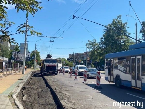 Напоминаем! Городской транспорт в Бресте временно не будет останавливаться на МОПРа