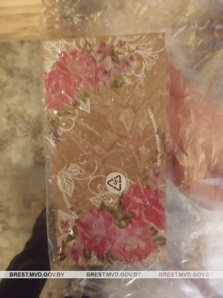 Крупную сумму денег украли у жительницы Брестской области