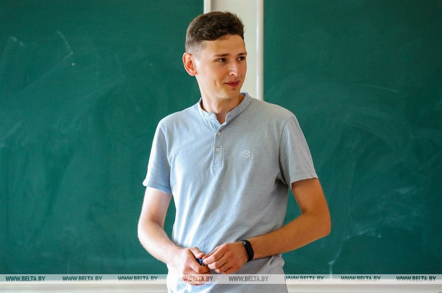 В ожидании 1 сентября: молодые учителя СШ №16 в Бресте готовятся к встрече с учениками