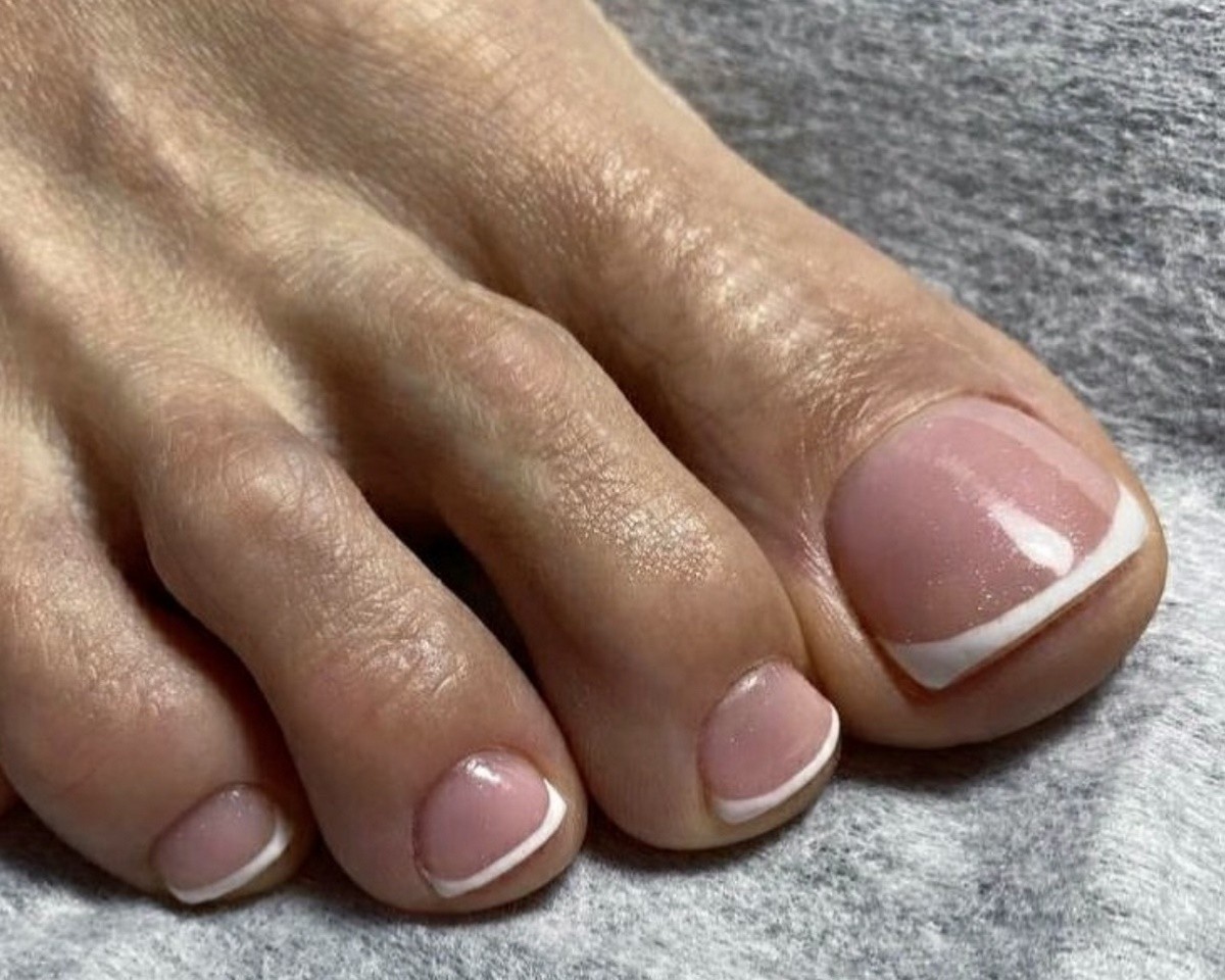 Стрижки, окрашивания, прически, ламинирование бровей и ресниц. Бронируйте свою запись в студии красоты «FILIN» (ул. Набережная Франциска Скорины, 16) и будьте неотразимы