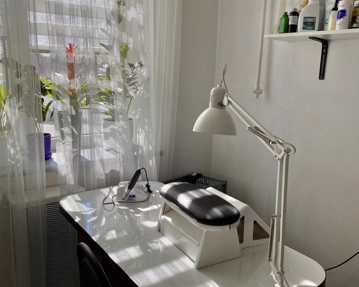 Стрижки, окрашивания, прически, ламинирование бровей и ресниц. Бронируйте свою запись в студии красоты «FILIN» (ул. Набережная Франциска Скорины, 16) и будьте неотразимы