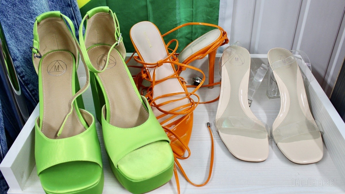 Любимые бренды, приятные скидки, низкие цены. Одежда для всех в магазине «IZUM» на брестском рынке «Лагуна»