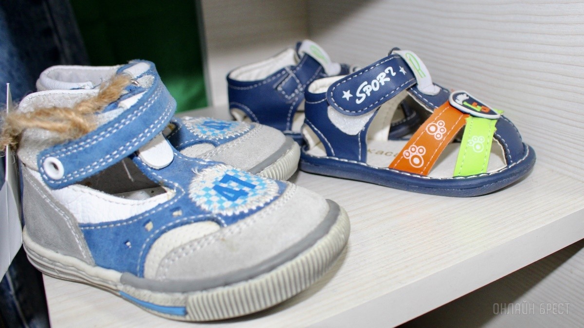 Любимые бренды, приятные скидки, низкие цены. Одежда для всех в магазине «IZUM» на брестском рынке «Лагуна»