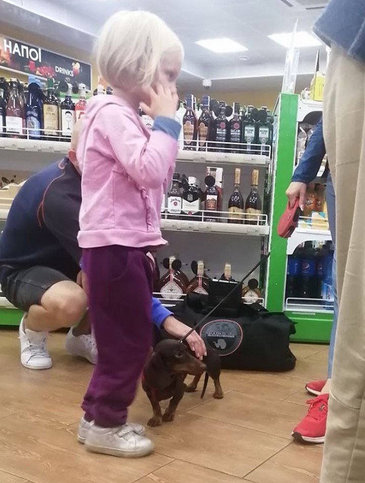 Тяжелый рейс: автобус сломался, а пассажиров на ночь бросили на АЗС