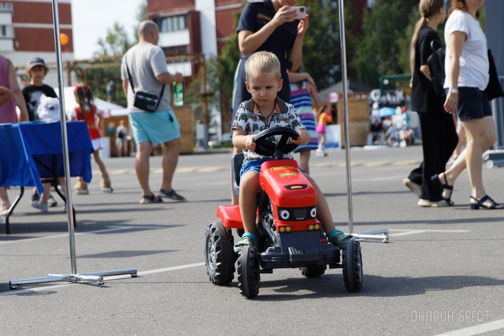 Фестиваль профессий «Единорог» в Бресте. Фоторепортаж