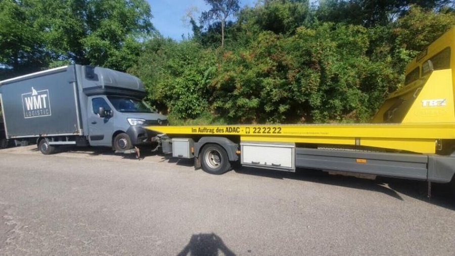 «В день — до 320 злотых». Водитель грузовика переехал в Польшу и рассказал о реальном заработке