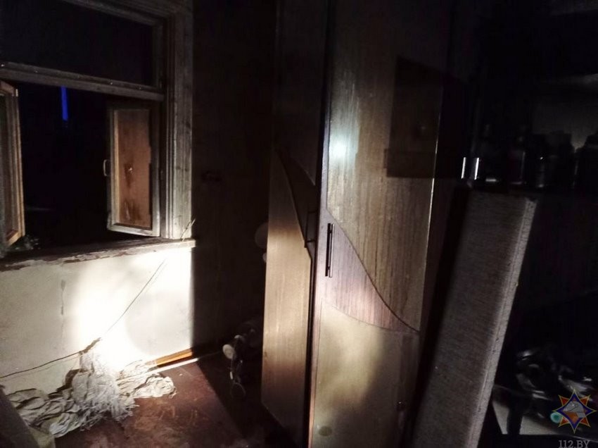 В Малорите молодой человек пытался потушить пожар и отравился дымом