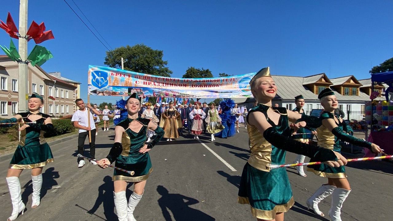 Делегация города Бреста принимает участие в областном фестивале-ярмарке «Дожинки-2022»