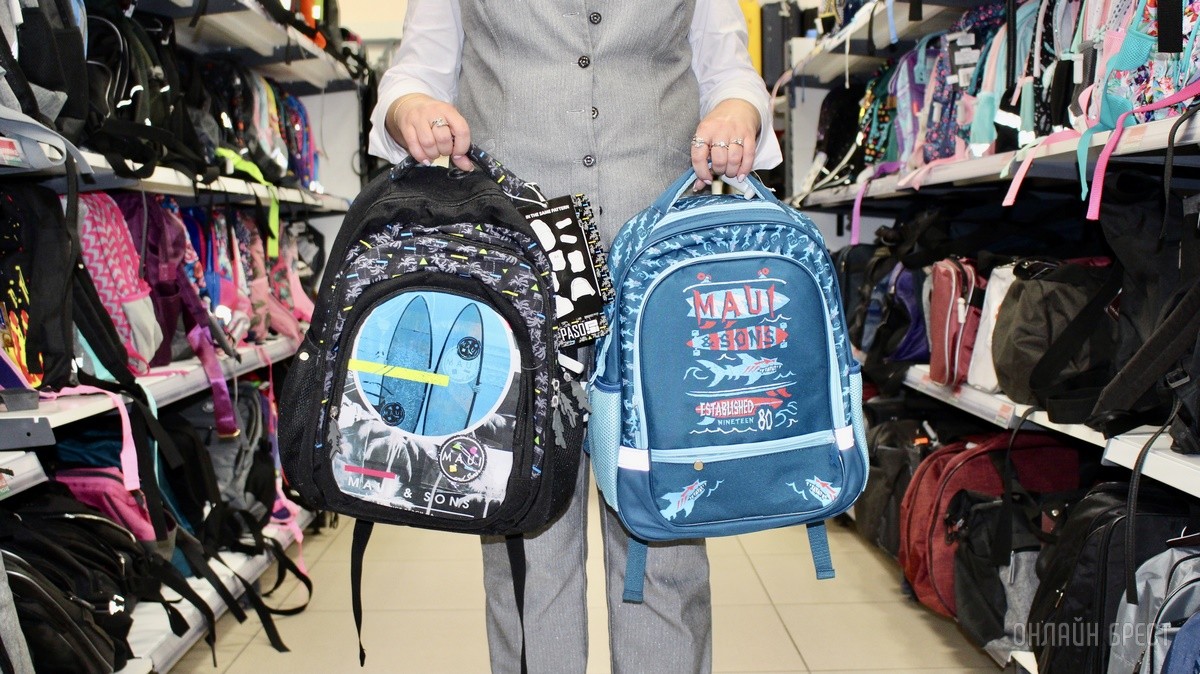 Все товары для школы и детского сада в одном месте. Канцелярия, портфели, школьная форма, обувь, аксессуары в ТЦ «Детский мир» на Советской в Бресте