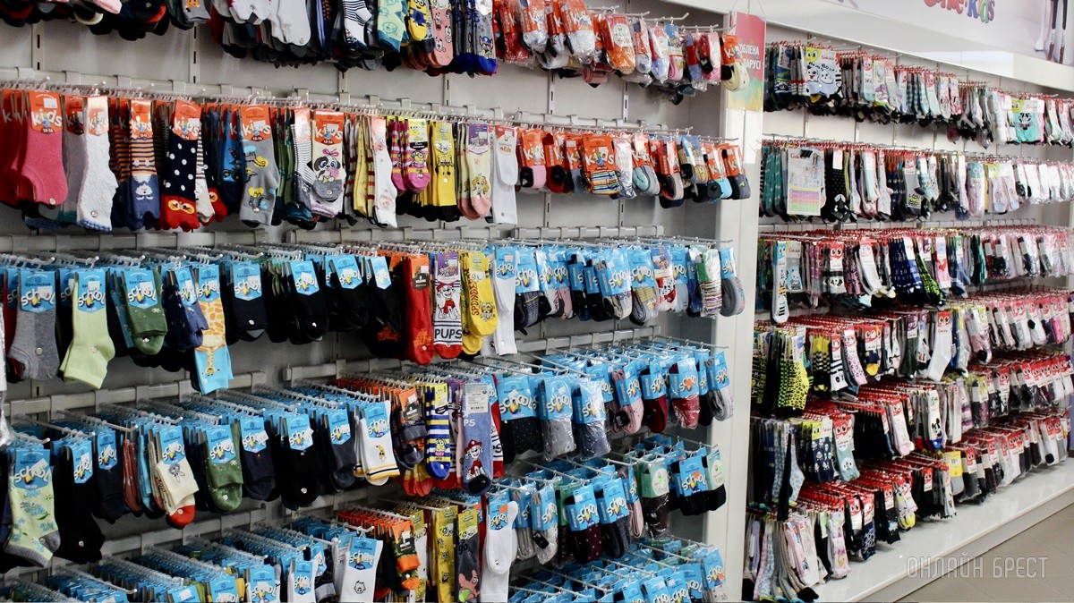 Все товары для школы и детского сада в одном месте. Канцелярия, портфели, школьная форма, обувь, аксессуары в ТЦ «Детский мир» на Советской в Бресте