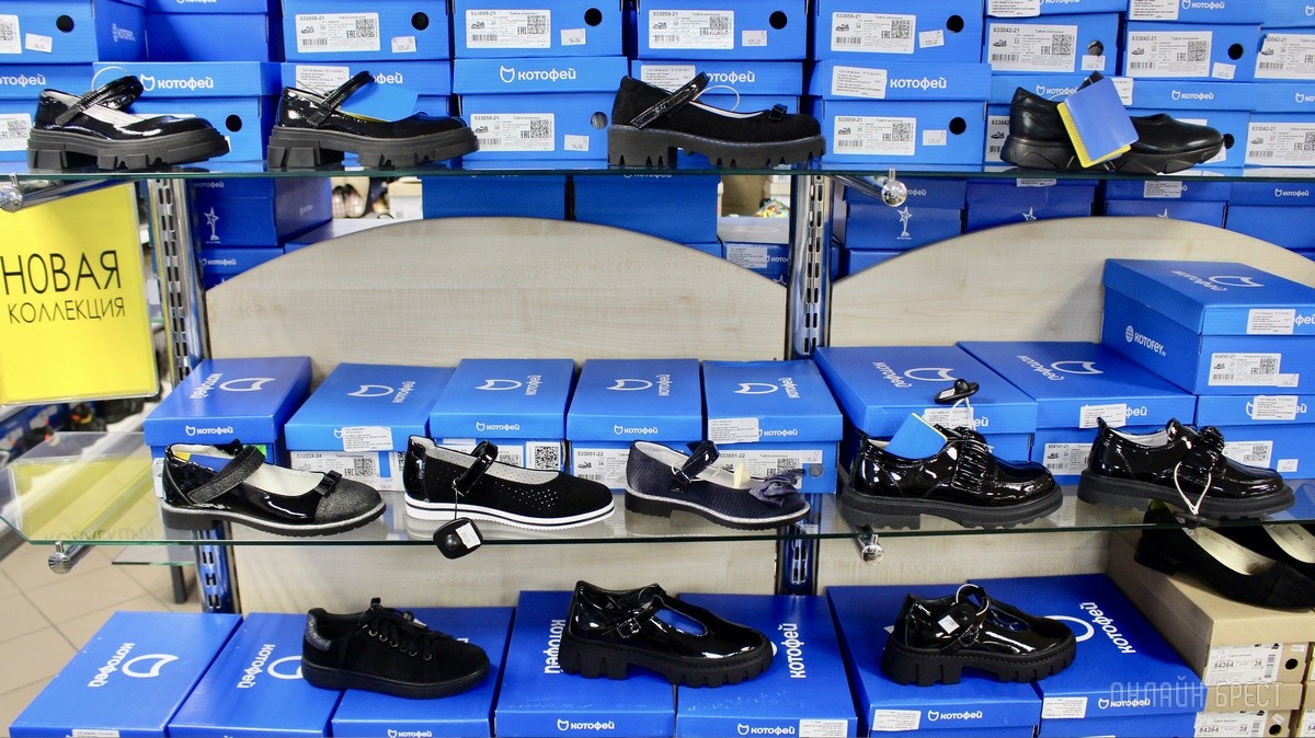 Все товары для школы и детского сада в одном месте. Канцелярия, портфели, школьная форма, обувь, аксессуары в ТЦ «Детский мир» на Советской в Бресте