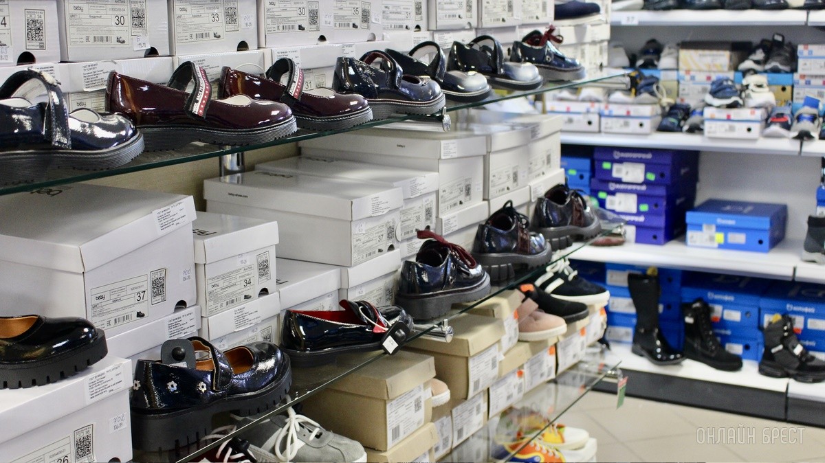 Все товары для школы и детского сада в одном месте. Канцелярия, портфели, школьная форма, обувь, аксессуары в ТЦ «Детский мир» на Советской в Бресте