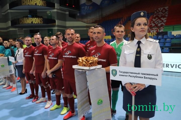 Сегодня в Бресте открылся XIV Международный турнир по мини-футболу среди команд таможенных служб.