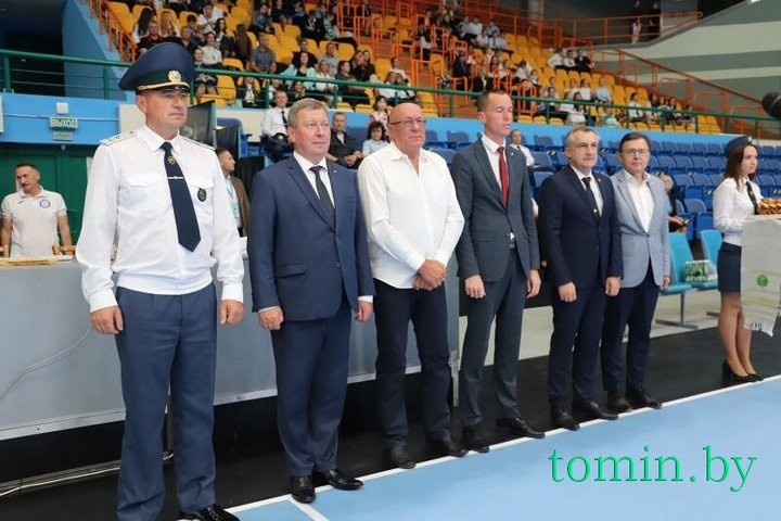 Сегодня в Бресте открылся XIV Международный турнир по мини-футболу среди команд таможенных служб.