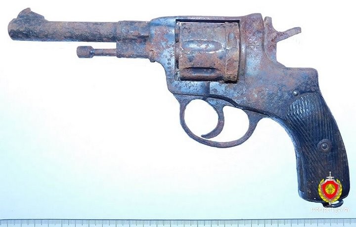 Житель Каменца нашел револьвер и патроны