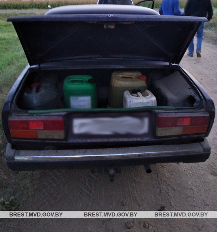 В Брестском районе выявлено 120 литров окрашенного дизельного топлива