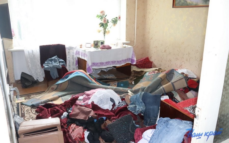 Из трехкомнатной квартиры – в «барак». Жителя Брестской области выселили из жилья за долги