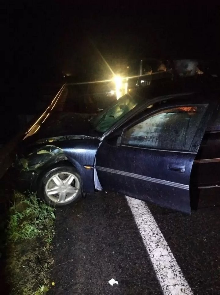 Авария на М1: мужчина чинил порвавшийся при буксировке трос, когда в него «влетел» ГАЗ