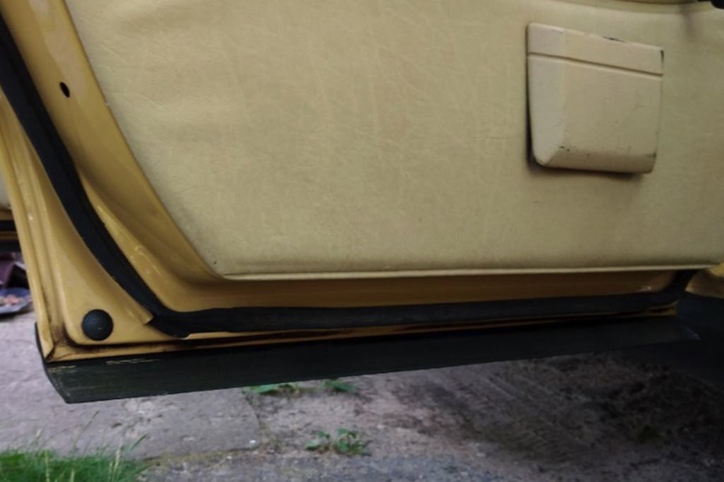 Во сколько оценивают 40-летний Mercedes с пробегом в 300 тысяч километров?