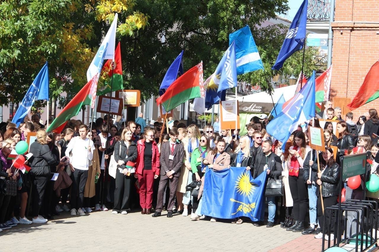 Брест отпраздновал День народного единства!