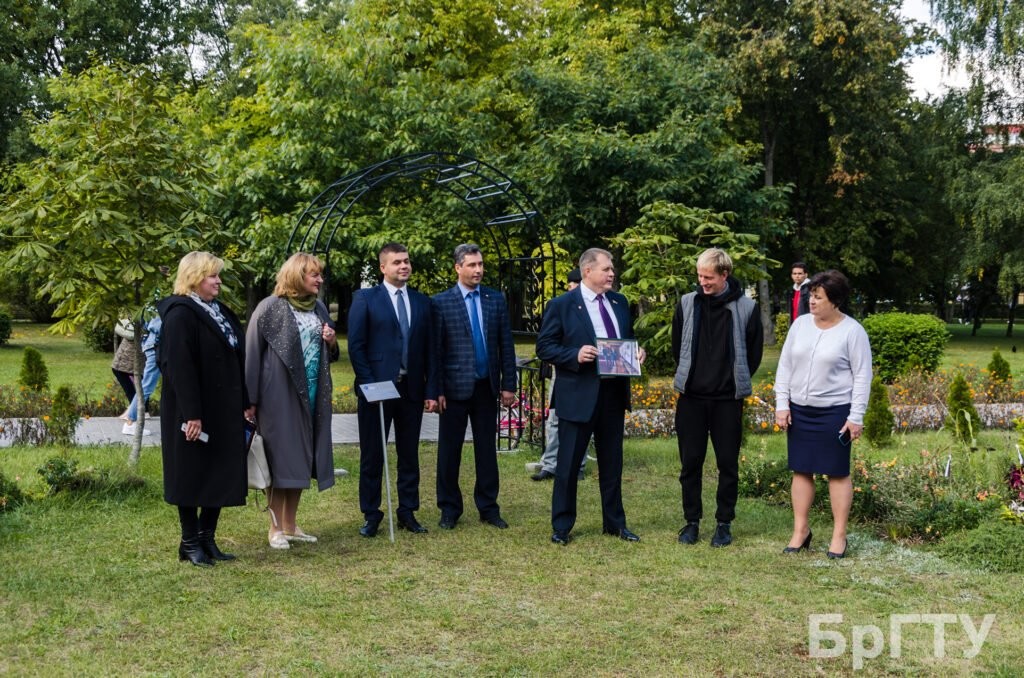 На территории Брестского государственного технического университета открылся «Кветка Парк»