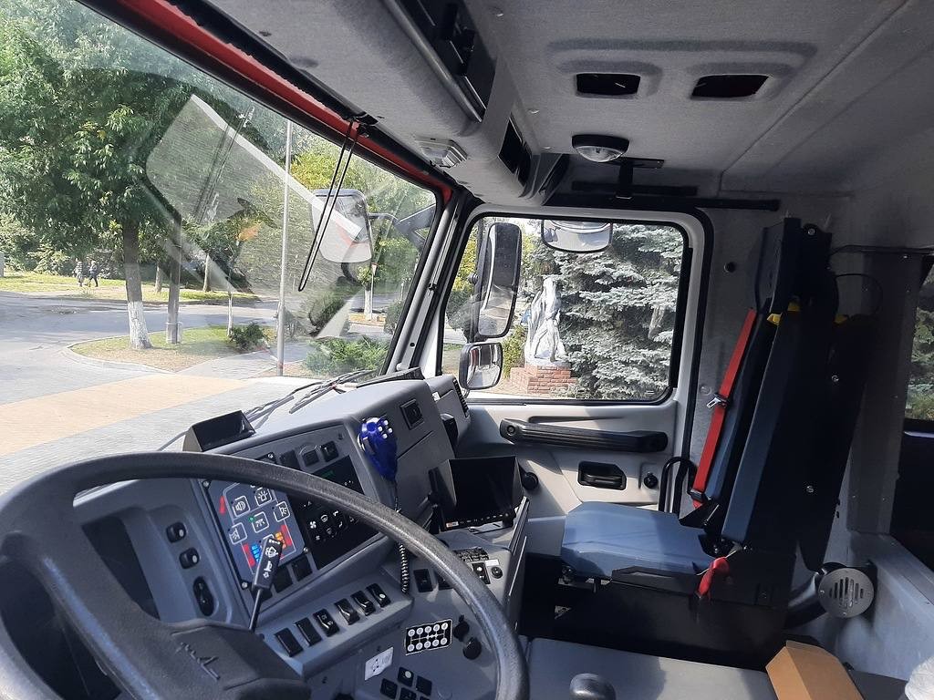 Брестские спасатели получили на вооружение новый автомобиль