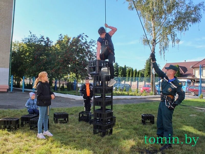 В Бресте для «профильников» МЧС организовали турнир по мини-футболу
